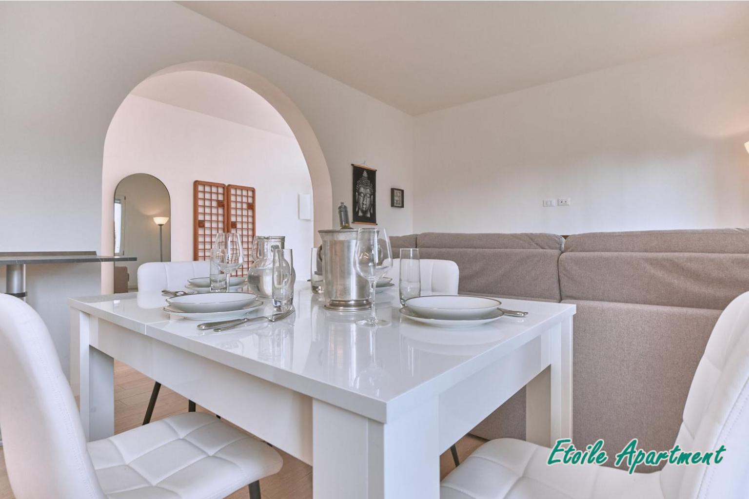 Casa Monique Apartments デセンツァーノ・デル・ガルダ エクステリア 写真